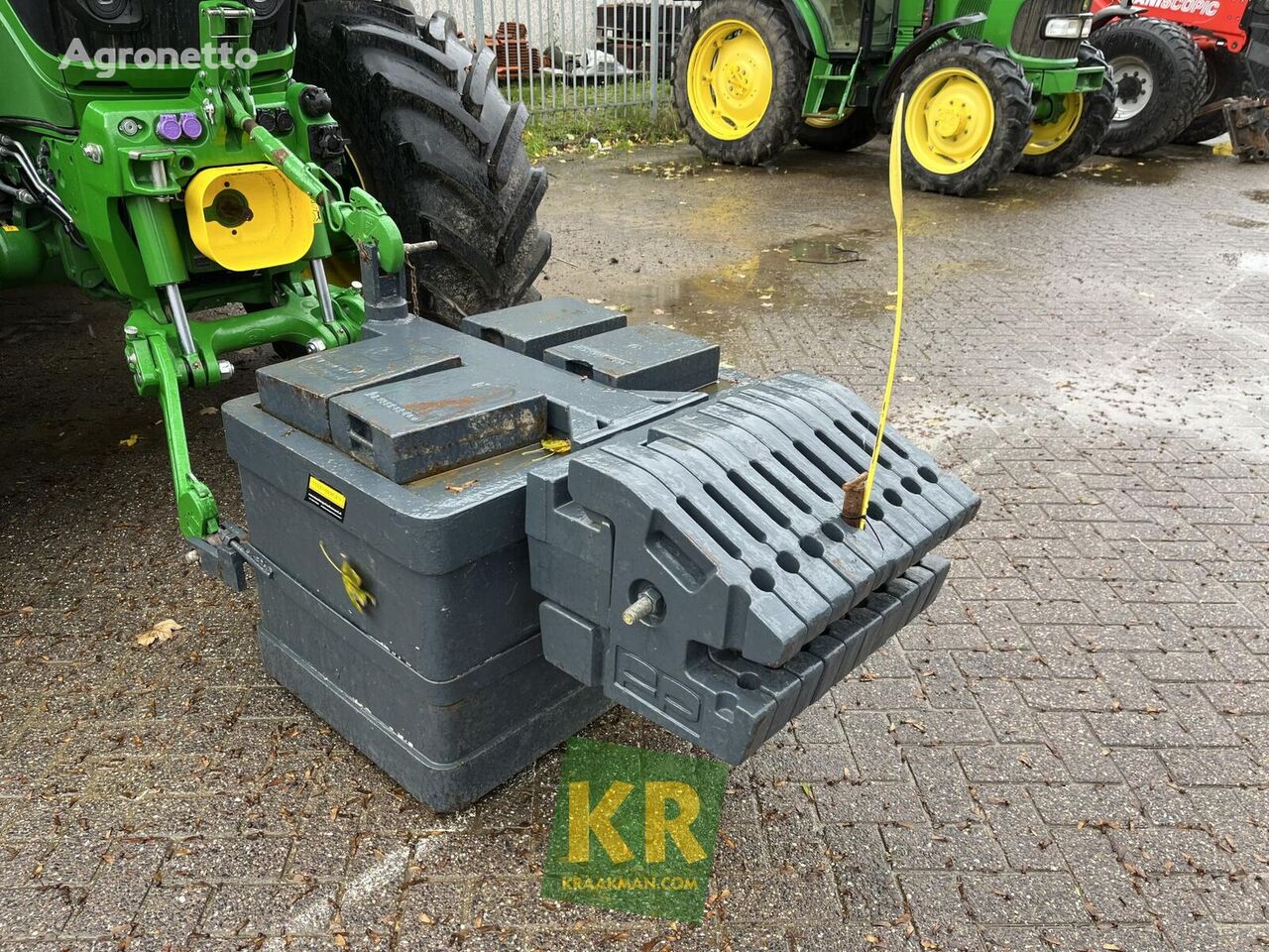 Overige 1700kg tractor counterweight