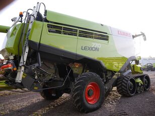 Claas Lexion 770 TT  grain harvester
