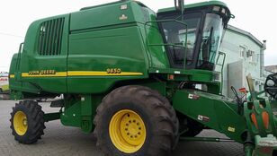 John Deere 9650 W grain harvester