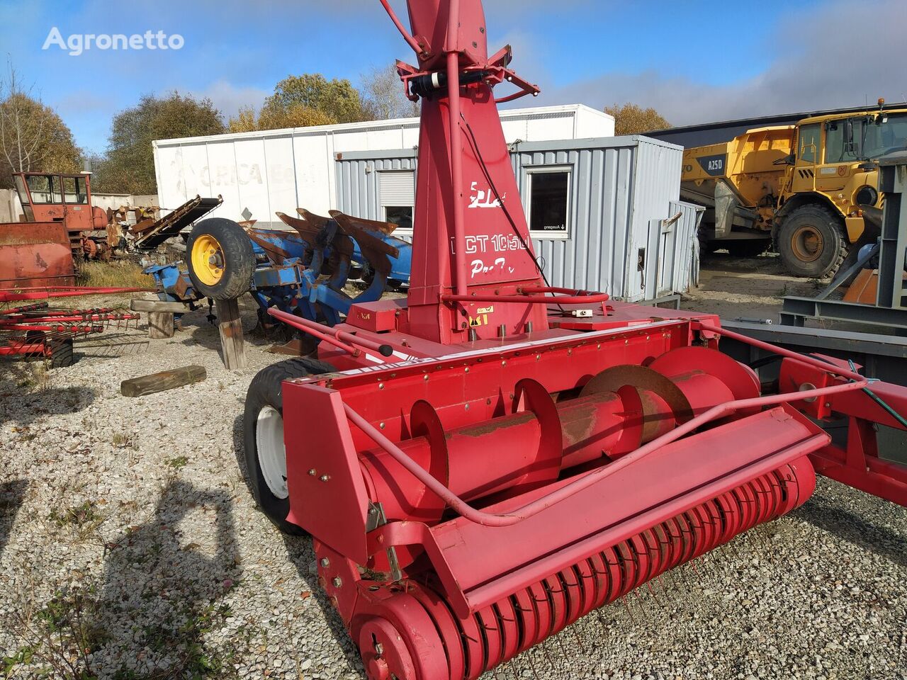 DCT 1050 trailed forage harvester