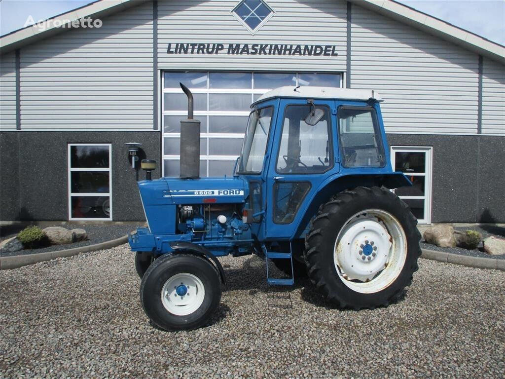 Ford 6600 wheel tractor